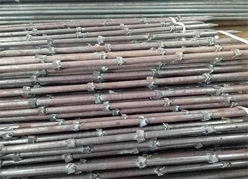 冕宁隧道钢花管